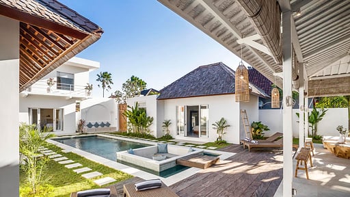 Villa Makena & Passion Swimming pool 2