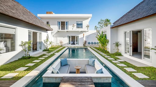 Villa Makena & Passion Swimming pool 2