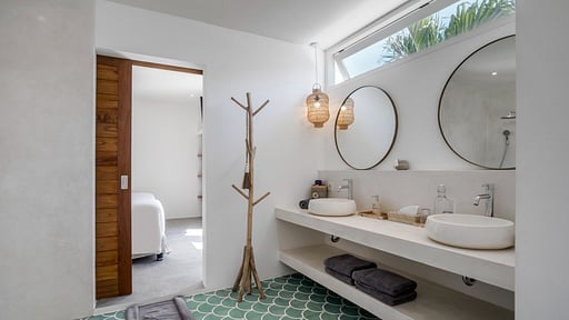 Villa Makena & Passion Bedroom 2