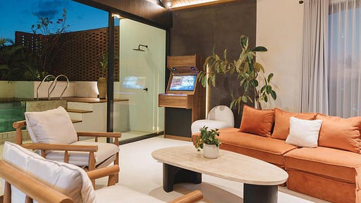 Makia Penthouse Living room