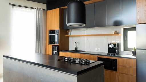 Makia Penthouse Kitchen