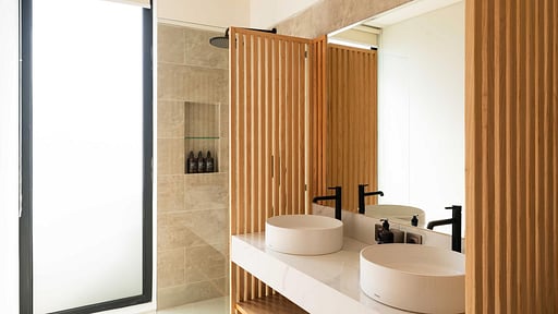 Makia Penthouse Bedroom 3