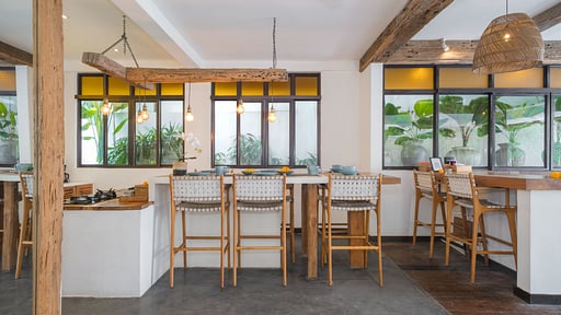Villa Metisse Dining area