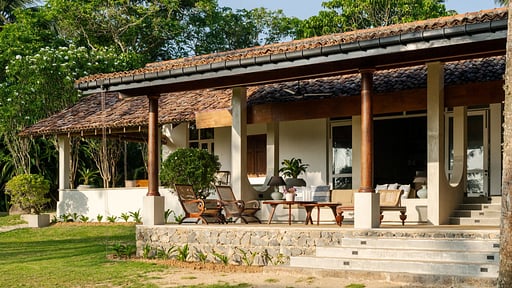 Villa Mimosa Hill Terrace/Veranda