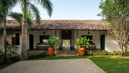Villa Mimosa Hill Terrace/Veranda