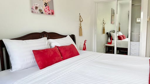 Villa Nap Dau Crown Bedroom 2