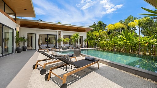 Villa Nuvana Zwembad
