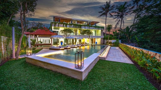 Villa Paletu Swimming pool