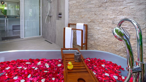 Villa Paletu Bedroom 1