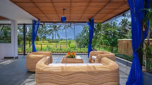 Villa Paletu Terrace/Veranda
