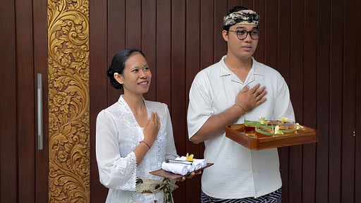 Villa Paletu Villa staff