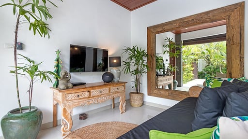 Villa Pola Salon 2