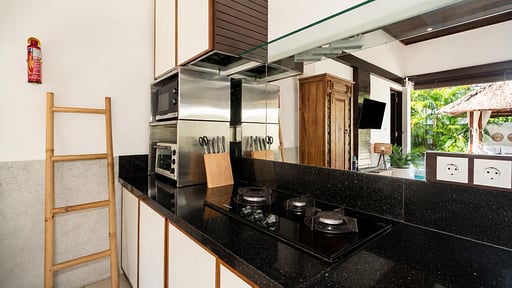 Villa Pola Cuisine 1