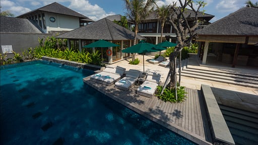 Villa Puri Awani Piscina