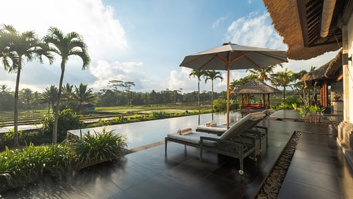 Villa Rumah Lotus Kolam renang
