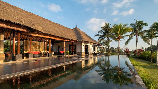 Villa Rumah Lotus Kolam renang