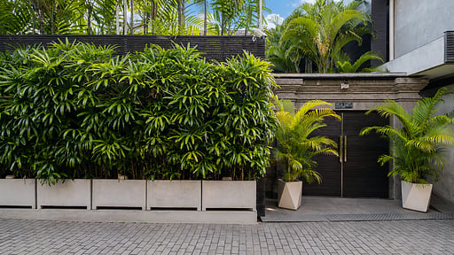 Villa Sabtu Parking areas