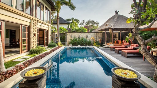 Villa Saffron Swimming pool