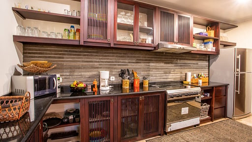 Villa Saffron Kitchen