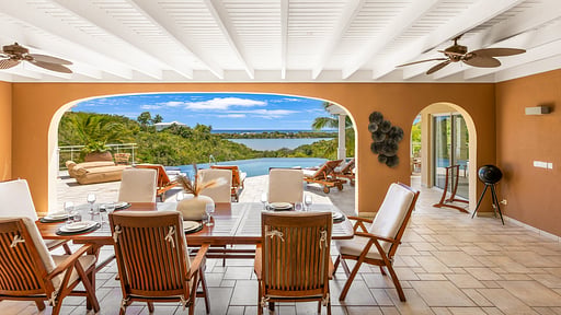 Villa Sea Vous Play Essecke