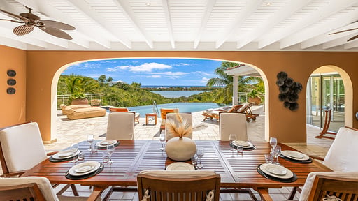 Villa Sea Vous Play Essecke