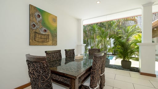 Villa Selasa Dining area