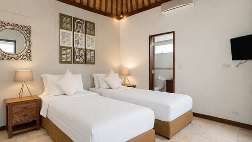 Villa Senin Bedroom 2