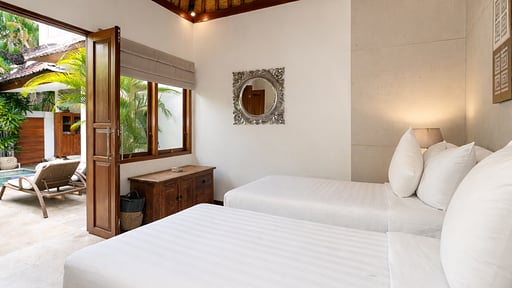 Villa Senin Bedroom 2