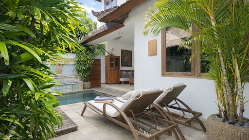Villa Senin Others