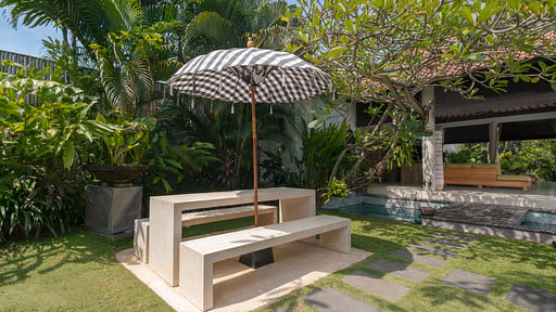 Villa Sesari Garden