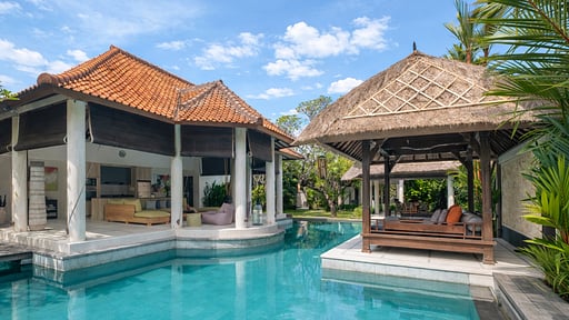 Villa Sesari Swimming pool