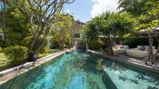 Villa Shantika Piscina