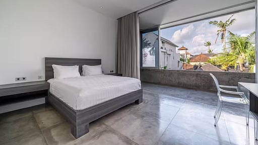 Villa Simpatico Спальня 6