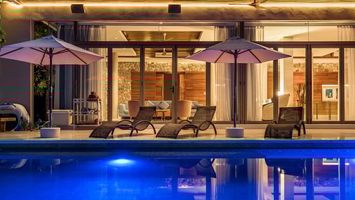 Villa Skyfall Phuket Schwimmbad