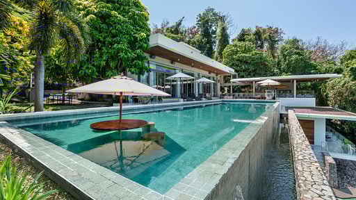 Villa Skyfall Phuket Schwimmbad
