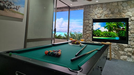 Villa Skyfall Phuket Billiard