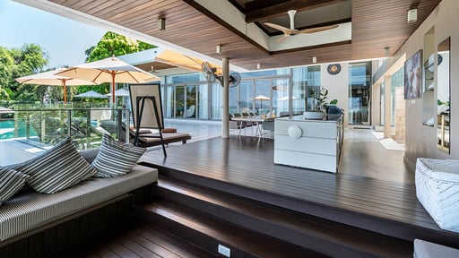 Villa Skyfall Phuket Salle à manger