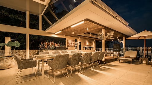 Villa Skyfall Phuket Salle à manger