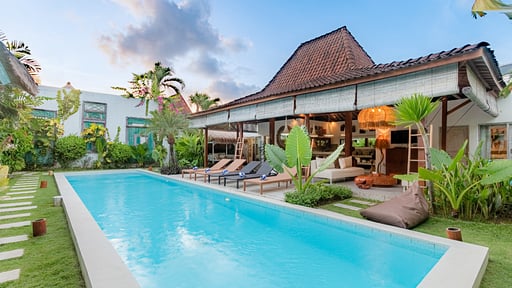 Villa Sukacita Piscina