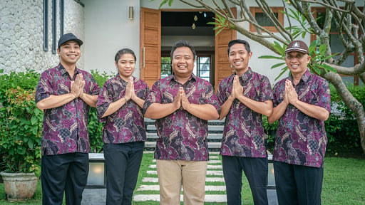 Villa Sungai Raja Villa staff