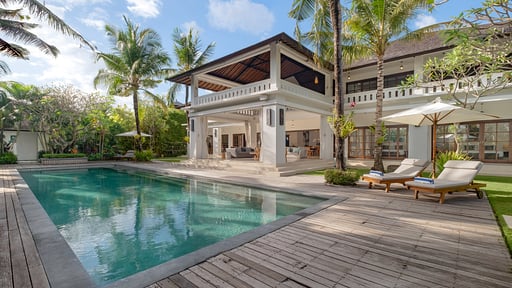 Villa Tjitrap Swimming pool