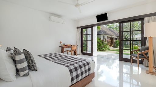 Villa Tjitrap Bedroom 2