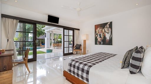 Villa Tjitrap Bedroom 4
