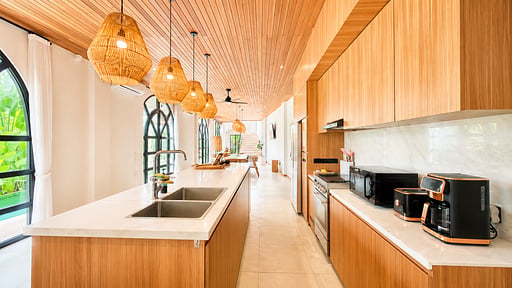 Villa Umah Jeng Alessia Kitchen