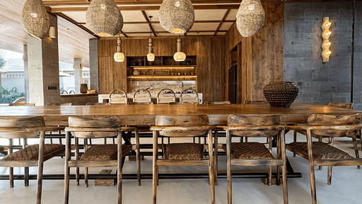 Villa Yolos Dining area