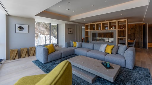 Yamakei Yotei Penthouse Four Bedroom Living room