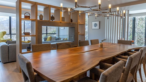 Yamakei Yotei Penthouse Four Bedroom Dining area