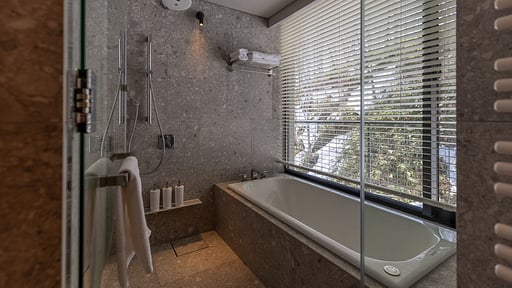 Yamakei Yotei Penthouse Four Bedroom Bedroom 1