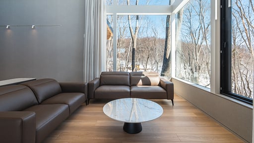Yuki Drift Chalet Living room