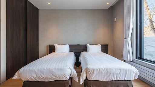 Yuki Drift Chalet Bedroom 3